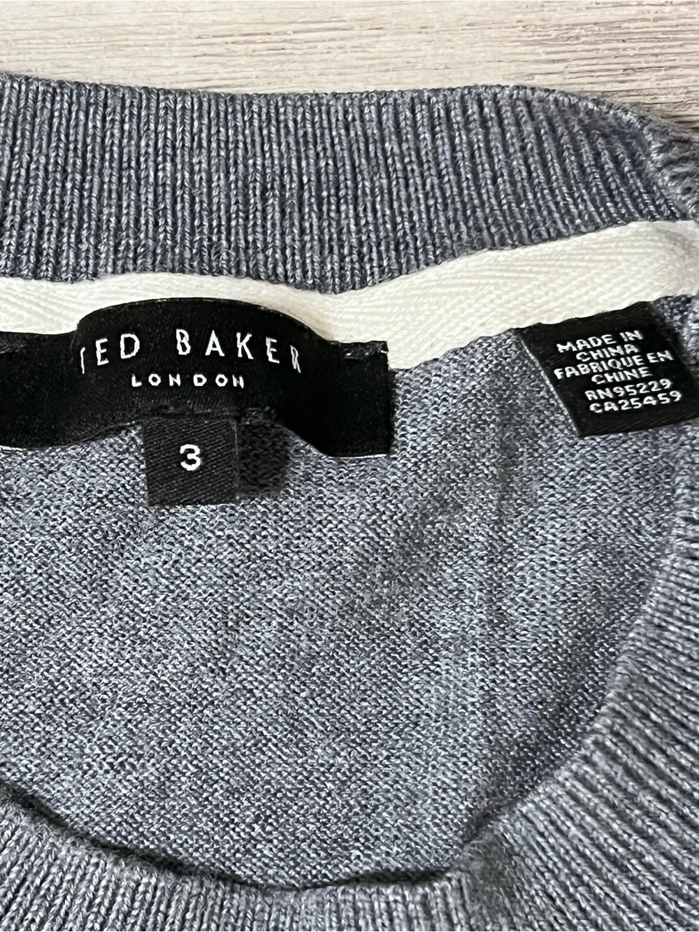 Ted Baker London Mens Size 3 Gray 100% Wool Crewneck Sweater Floral Logo